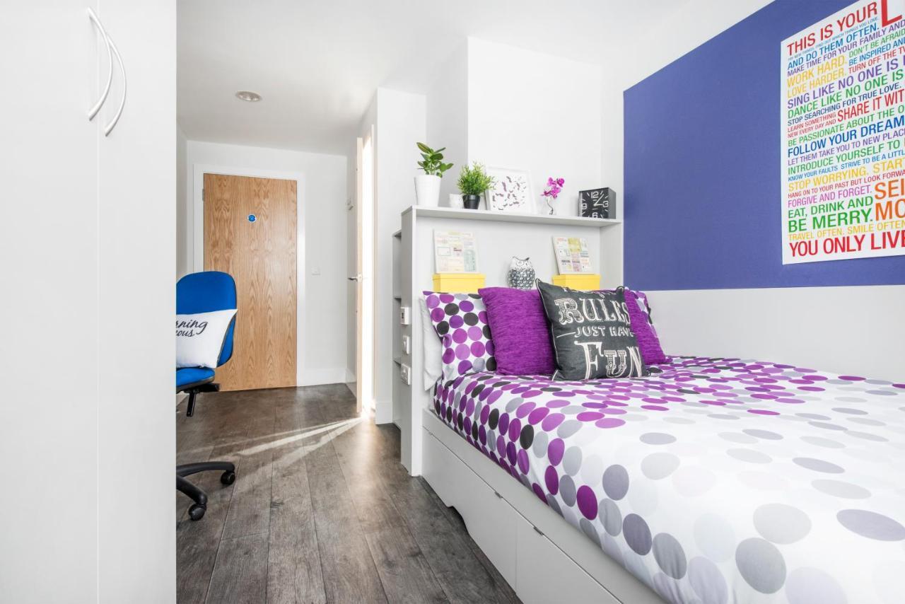 Yugo Ablett House * Liverpool